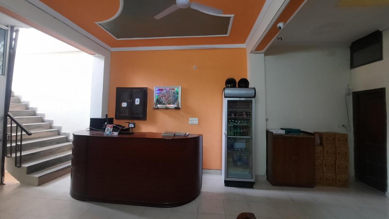 Hotel Holiday Inn Paradise Чандигарх Экстерьер фото