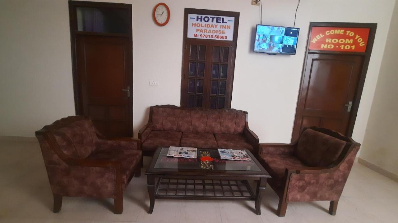 Hotel Holiday Inn Paradise Чандигарх Экстерьер фото